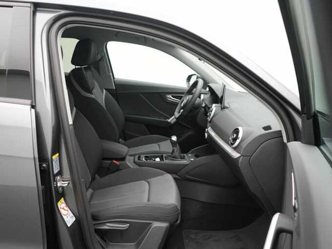 Audi Q2 S line AHK LED VIRT SHZ CARPLAY PDC LED