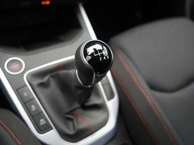 SEAT Arona FR TSI NAVI VIRT ACC LED KAM SHZ CARPLAY
