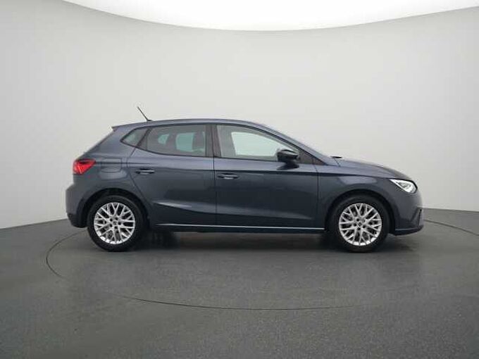 SEAT Ibiza TSI FR KAM VIRT KAM LED SHZ PDC