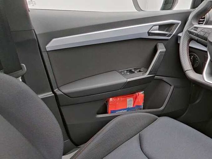 SEAT Ibiza TSI FR KAM VIRT KAM LED SHZ PDC