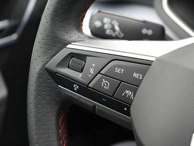 SEAT Arona TSI FR APP CONNECT VIRT SHZ