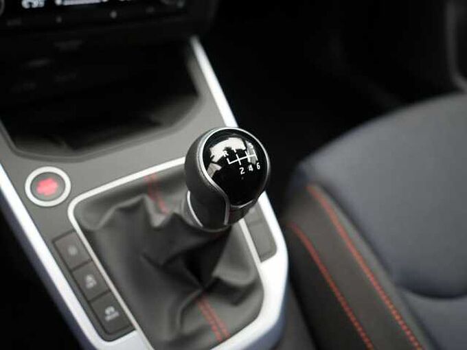 SEAT Arona FR SPORTSITZE ACC KAM SHZ NAVI VIRT