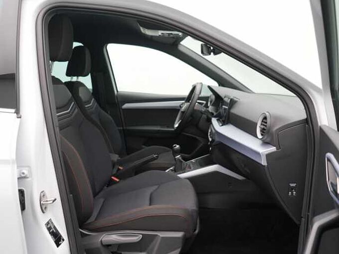 SEAT Arona FR SPORTSITZE ACC KAM SHZ NAVI VIRT