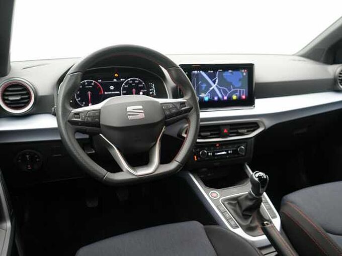 SEAT Arona TSI FR ACC APP CONNECT KEYLESS SHZ