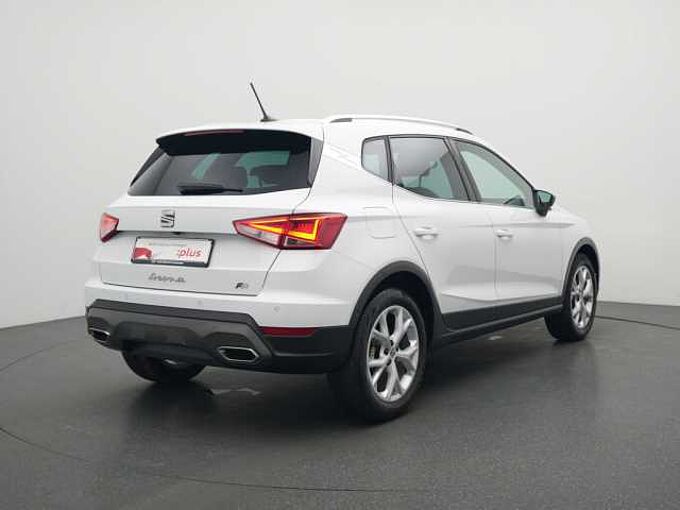 SEAT Arona FR TSI ACC LED NAVI KAM SHZ PDC