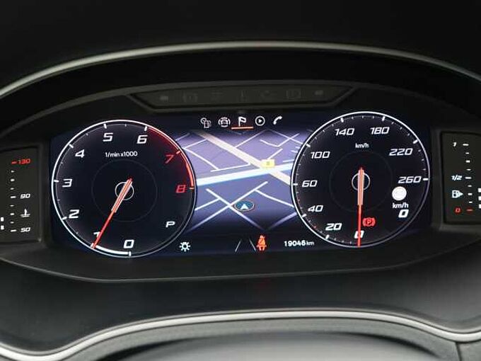 SEAT Arona FR TSI ACC LED NAVI KAM SHZ PDC
