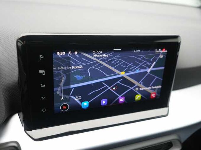 SEAT Arona FR TSI ACC LED NAVI KAM SHZ PDC