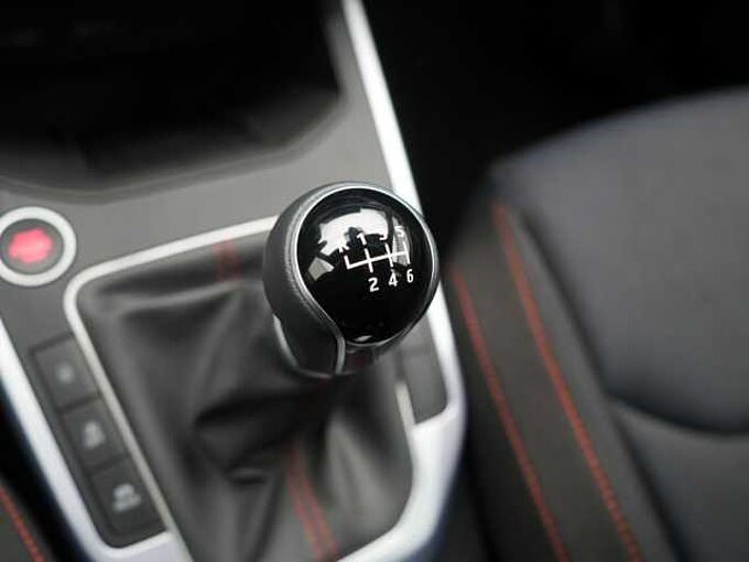 SEAT Arona FR TSI NAVI VIRT ACC KAM LED SHZ