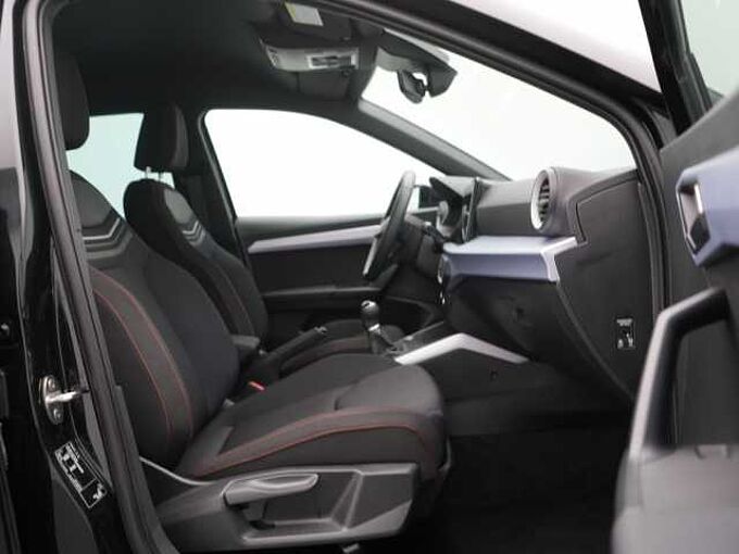 SEAT Arona FR TSI NAVI VIRT ACC KAM LED SHZ