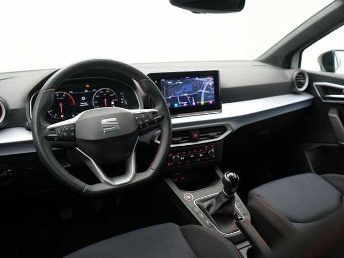 SEAT Ibiza TSI FR KAMERA LED SHZ PDC APP CONNECT