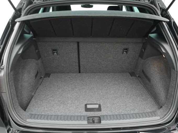 SEAT Arona FR NAVI VIRT APP CONNECT ACC KAM LED