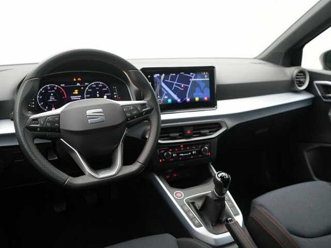 SEAT Arona FR NAVI VIRT APP CONNECT ACC KAM LED