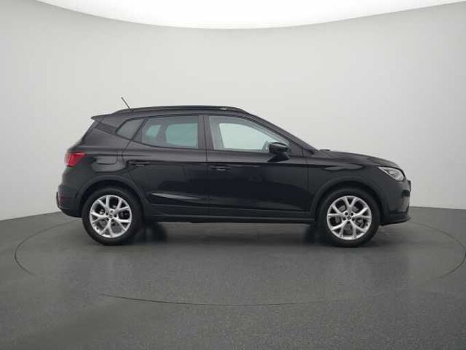 SEAT Arona KEYLESS NAVI VIRT ACC KAM SHZ LED