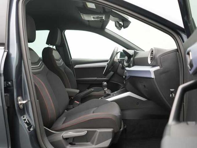 SEAT Arona FR TSI NAVI VIRT ACC KAM LED SHZ PDC