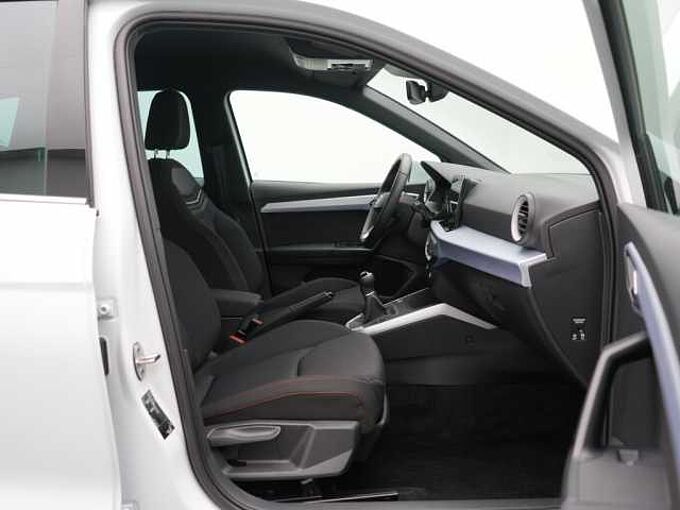 SEAT Arona FR ACC KAM NAVI SHZ LED PDC