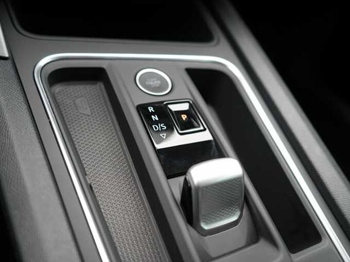 SEAT Leon ST FR DSG CARPLAY VIRT ACC NAVI SHZ PDC