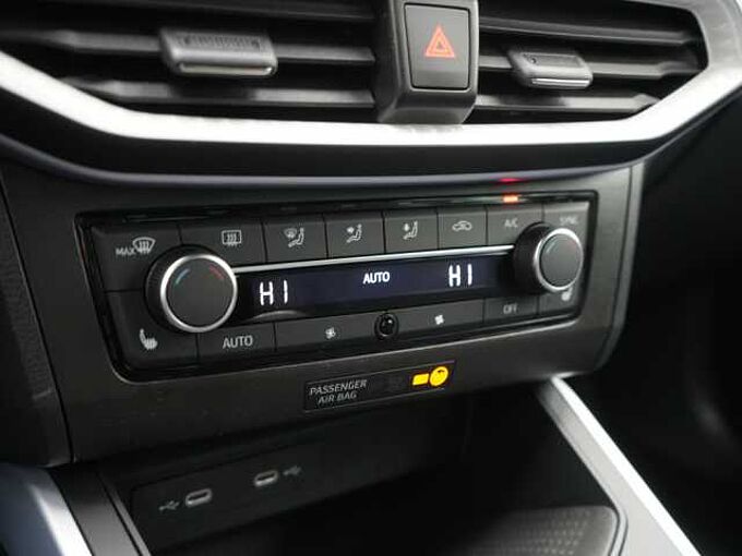 SEAT Arona FR TSI NAVI VIRT ACC LED KAM SHZ