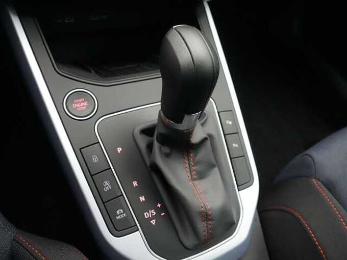 SEAT Arona FR TSI DSG ACC NAVI KAM SHZ PDC