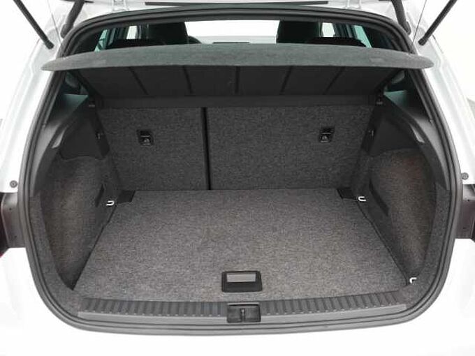 SEAT Arona TSI FR ACC VIRT APP CONNECT NAVI KAM PDC