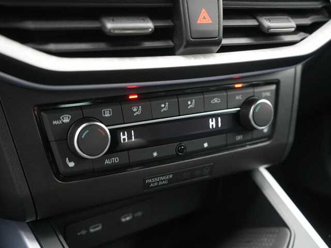 SEAT Arona FR TSI NAVI VIRT ACC KAM SHZ APP