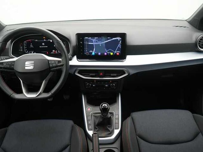 SEAT Arona FR TSI NAVI VIRT ACC KAM SHZ APP