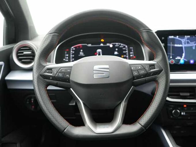 SEAT Arona FR TSI NAVI VIRT ACC KAM SHZ APP