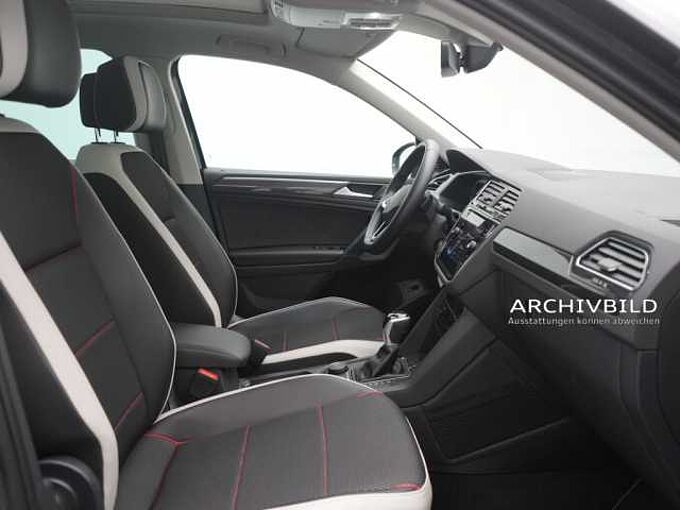 Volkswagen Tiguan 360° MATRIX SHZ H/K PANO HUD AHK KAM
