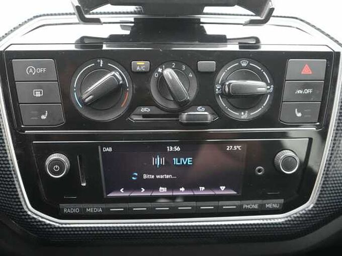 Volkswagen up! TEMOPMAT KAM SHZ KLIMA PORT NAVI