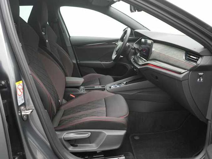 SKODA OCTAVIA Combi RS LED VIRT DSG SHZ PDC