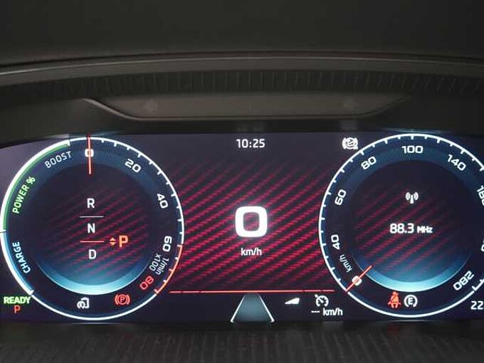 SKODA OCTAVIA Combi RS LED VIRT DSG SHZ PDC