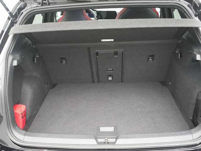 Volkswagen Golf VIII GTI Clubsport 45 MATRIX PANO HUD KAM S