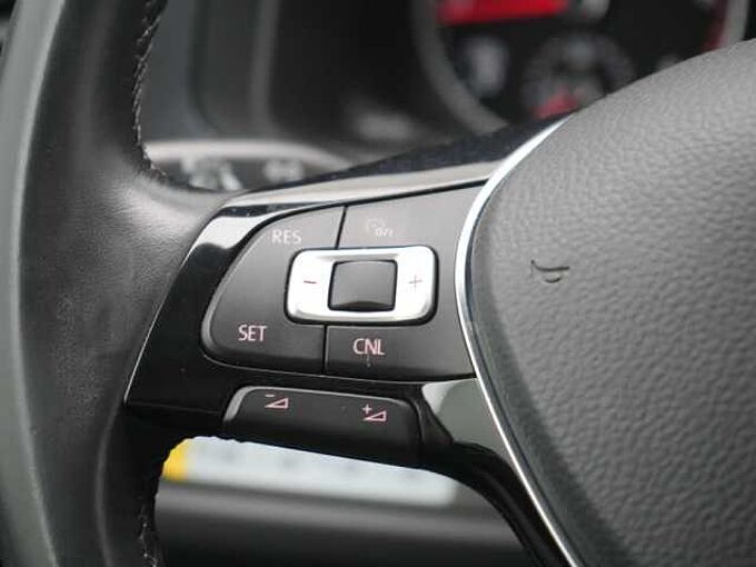 Volkswagen T6 PDC SHZ KAMERA STANDHZ LED