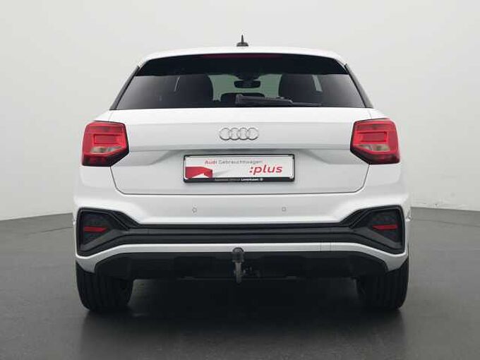 Audi Q2 S line AHK VIRT CARPLAY SHZ PDC LED