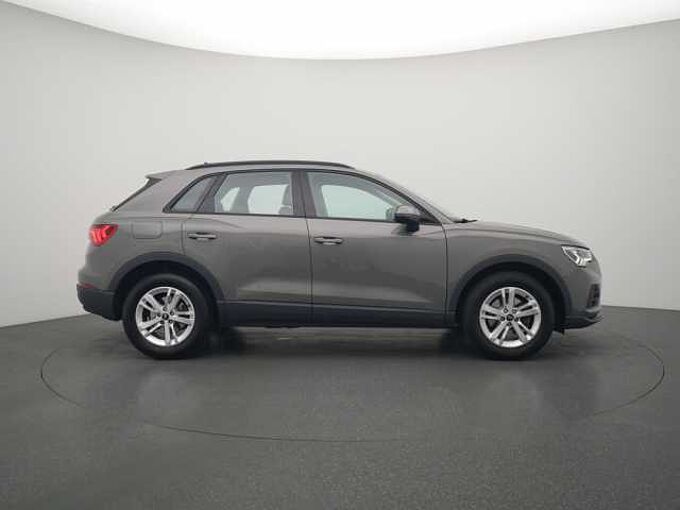Audi Q3 NAVI KAM LED PDC