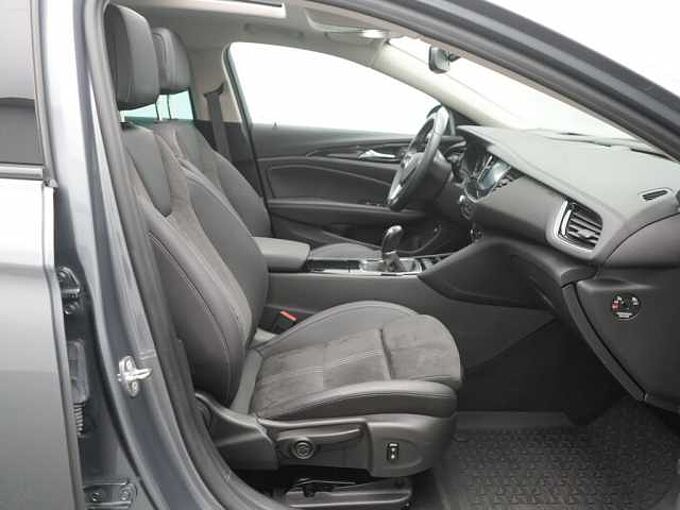 Opel Insignia ST 2.0 Business Innovation PANO HUD AHK