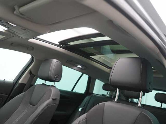 Opel Insignia ST 2.0 Business Innovation PANO HUD AHK