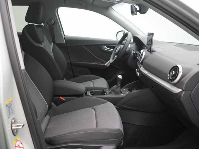 Audi Q2 30 advanced AHK SHZ LED PDC KLIMA