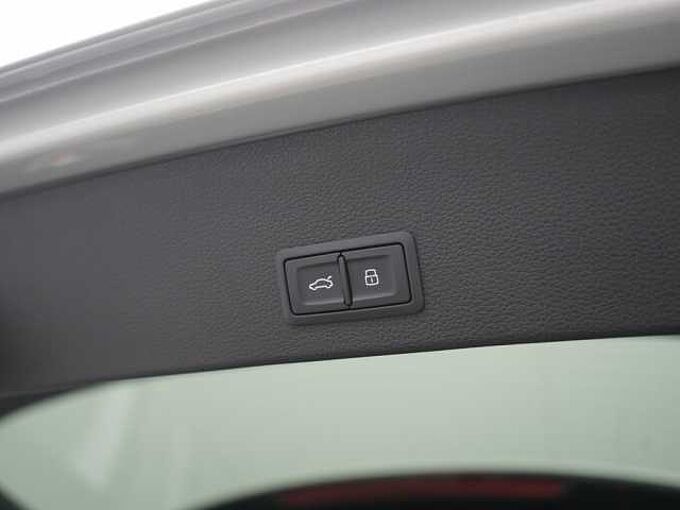 Audi Q2 30 advanced AHK SHZ LED PDC KLIMA