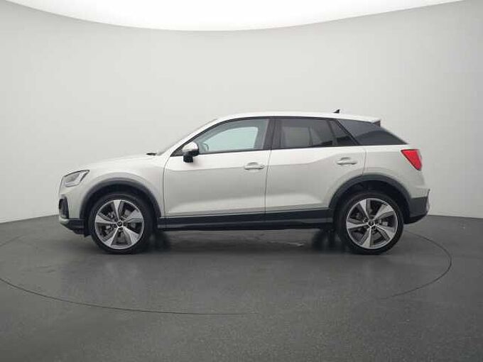Audi Q2 30 advanced AHK SHZ LED PDC KLIMA