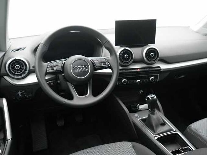 Audi Q2 30 advanced AHK SHZ LED PDC KLIMA