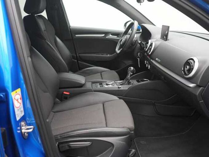 Audi A3 Sportback 1.5 S line LED SHZ PDC KLIMA NAVI