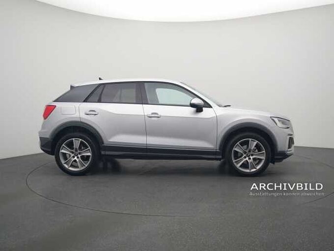 Audi Q2 advanced LED VIRT STANDHZ AHK SHZ