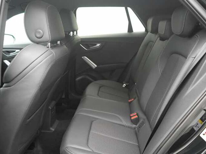 Audi Q2 S line MATRIX VIRT AHK SHZ PDC