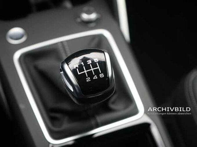 Audi Q2 1.0 30 TFSI S line MATRIX VIRT AHK NAVI SHZ