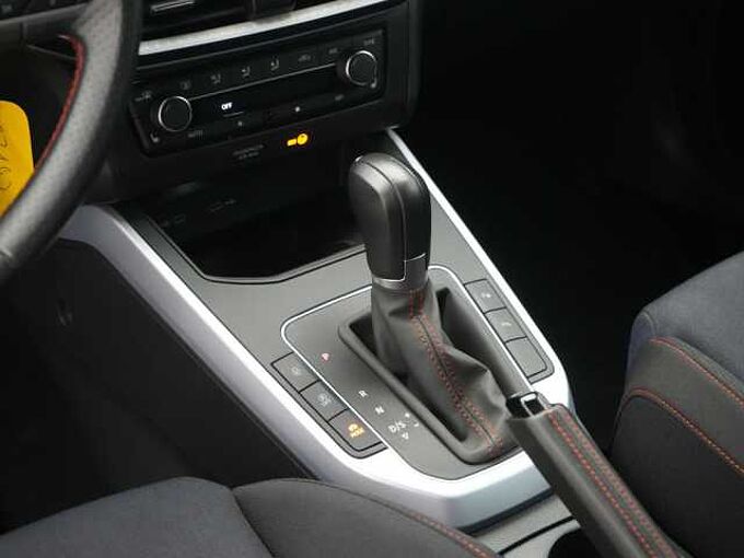 SEAT Arona DSG KAM LED SHZ PDC APP