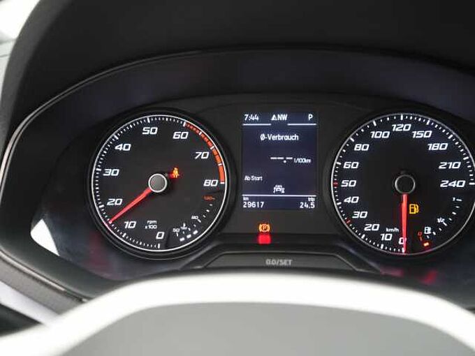 SEAT Arona DSG KAM LED SHZ PDC APP