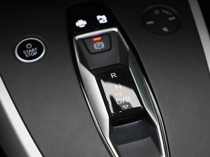 Audi Q4 LED SHZ KAM PDC KLIMA