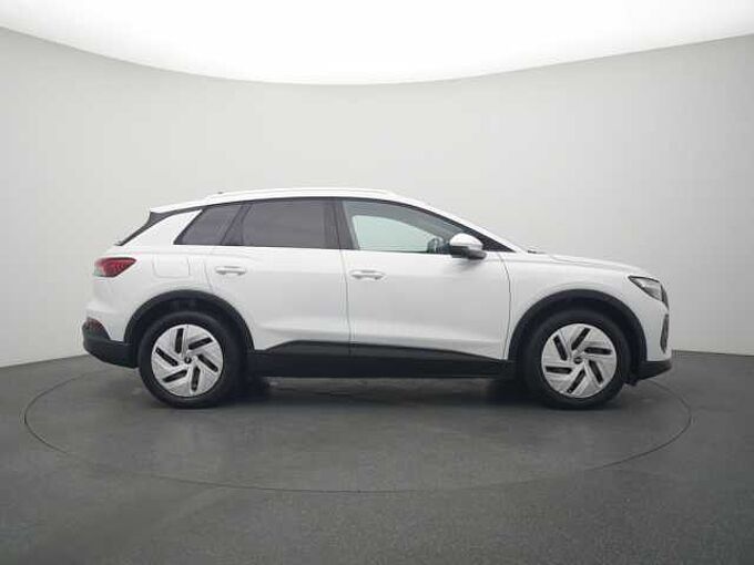Audi Q4 LED SHZ KAM PDC KLIMA