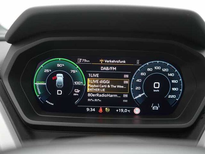 Audi Q4 LED SHZ KAM PDC KLIMA
