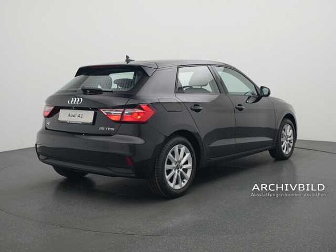 Audi A1 Sportback 1.0 30 TFSI advanced VIRT KAM SHZ P